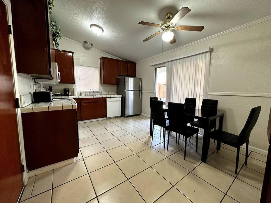 Comfortable House W/ Wi-Fi/Tv - Turlock,Ca Exterior photo